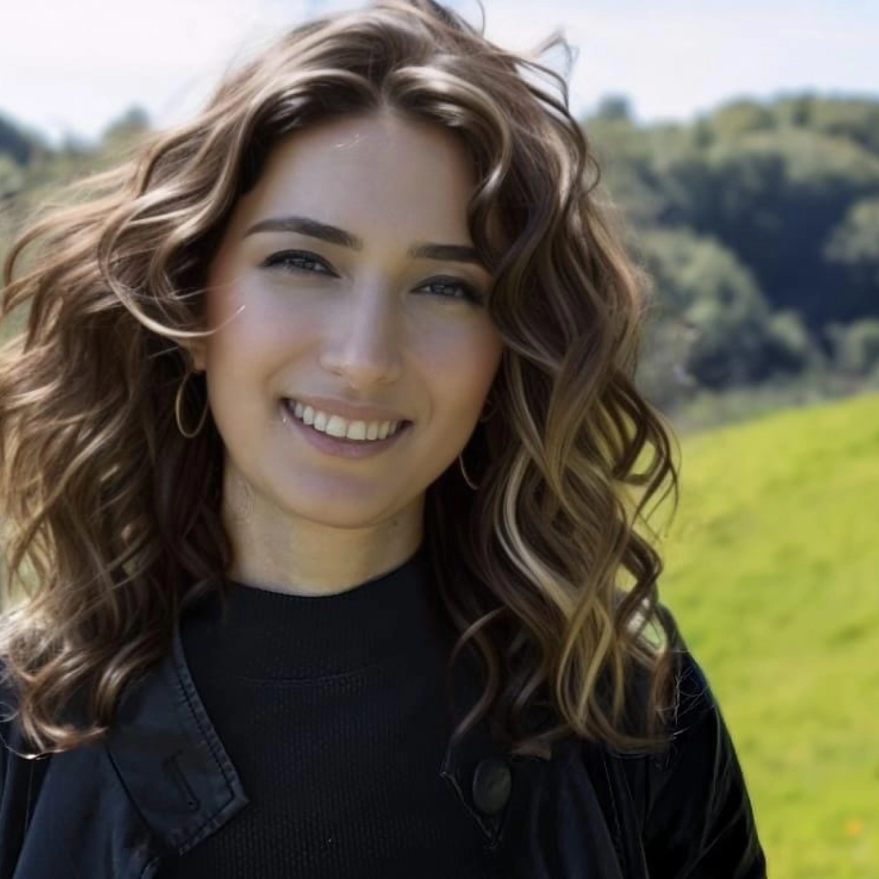 Yasemin Profil